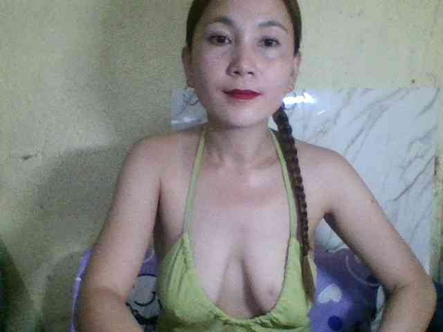 Stephanie215