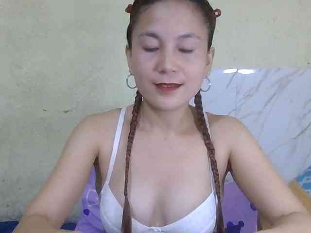 Stephanie215 webcam