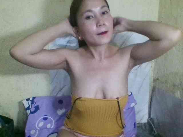Stephanie215 webcam