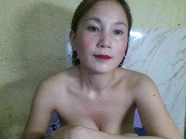 Stephanie215