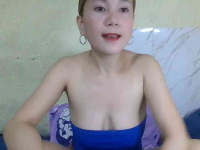 Stephanie215 webcam