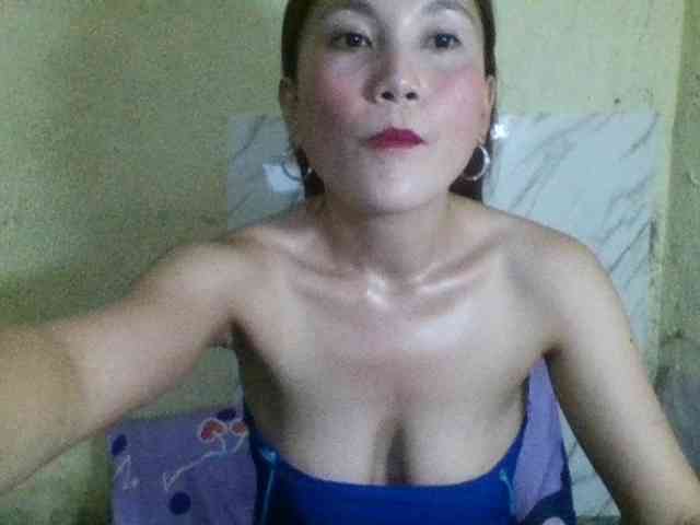 Stephanie215