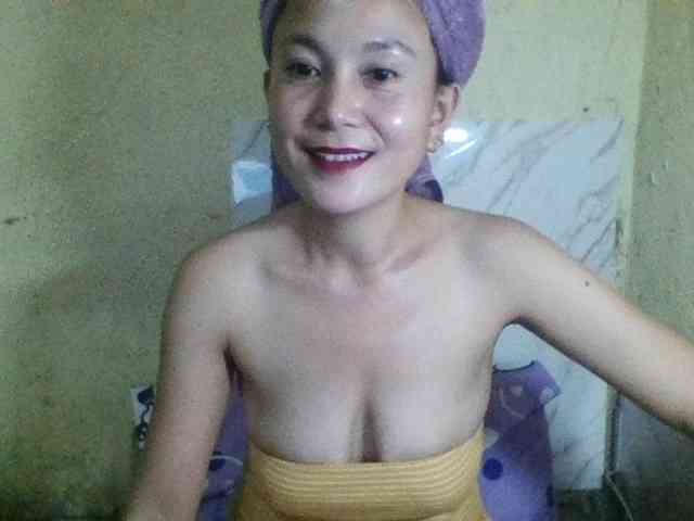 Stephanie215 webcam