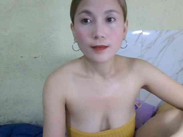 Stephanie215 webcam