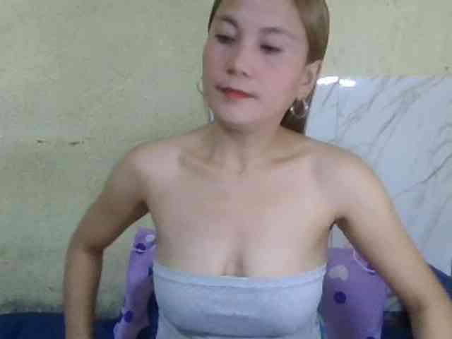 Stephanie215 webcam
