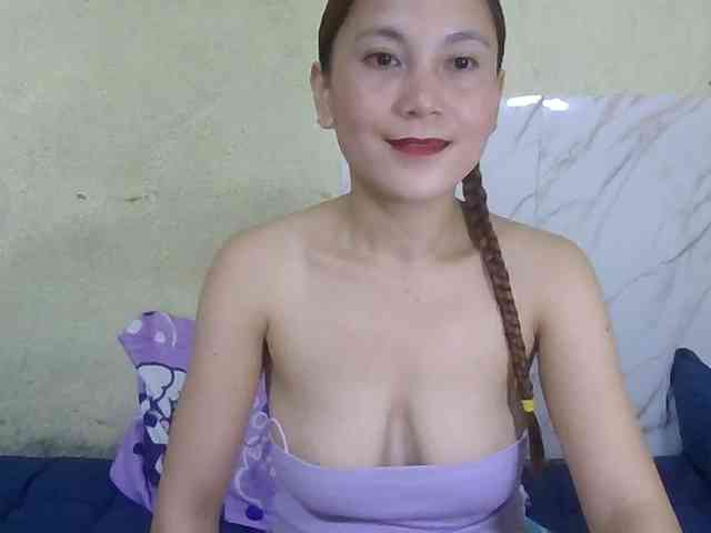 Stephanie215 webcam