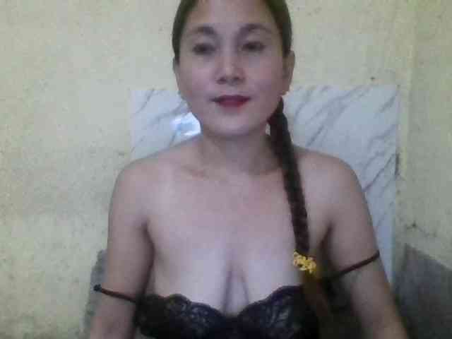 Stephanie215