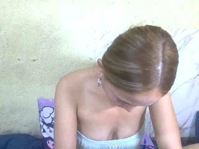 Stephanie215 webcam