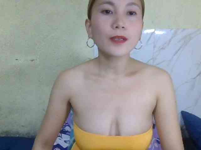 Stephanie215 webcam