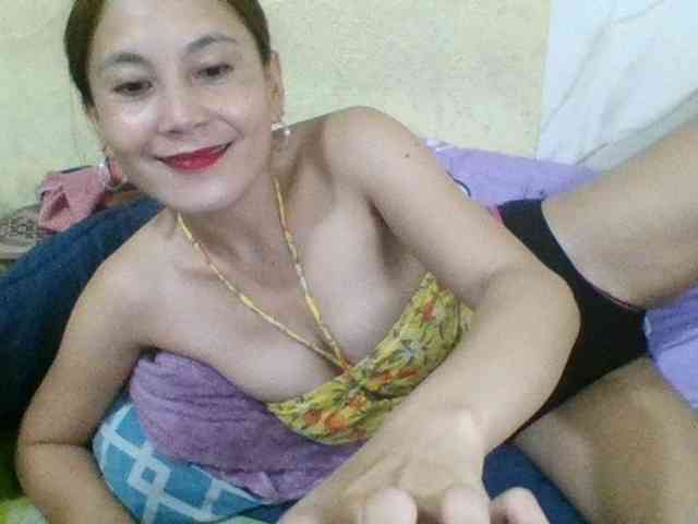 Stephanie215