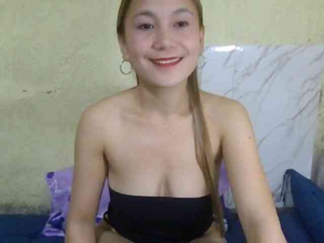 Stephanie215 webcam