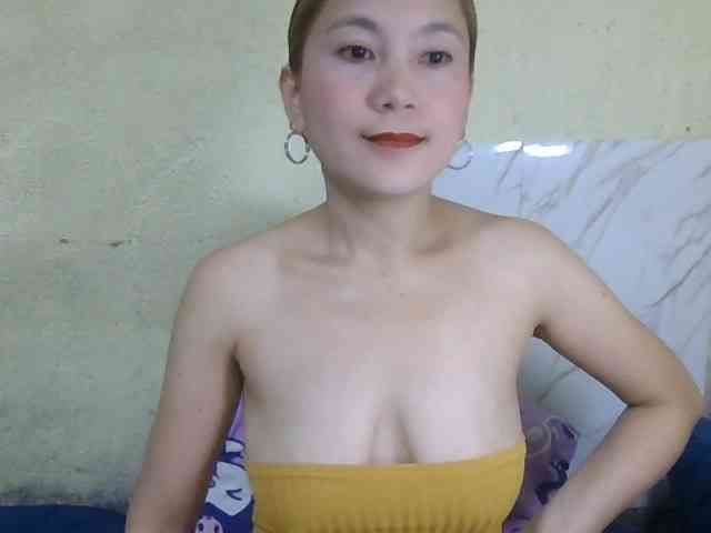 Stephanie215 webcam