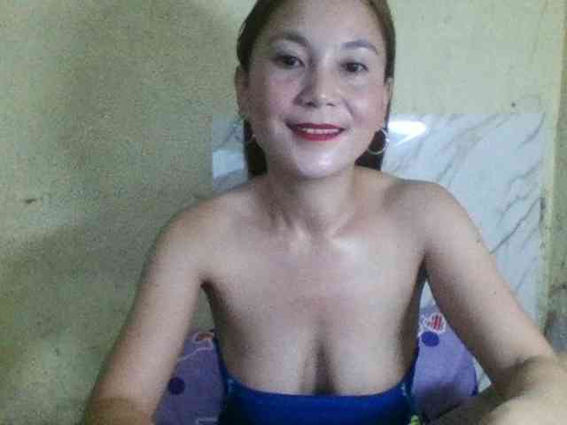Stephanie215 webcam