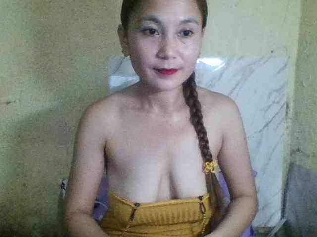 Stephanie215