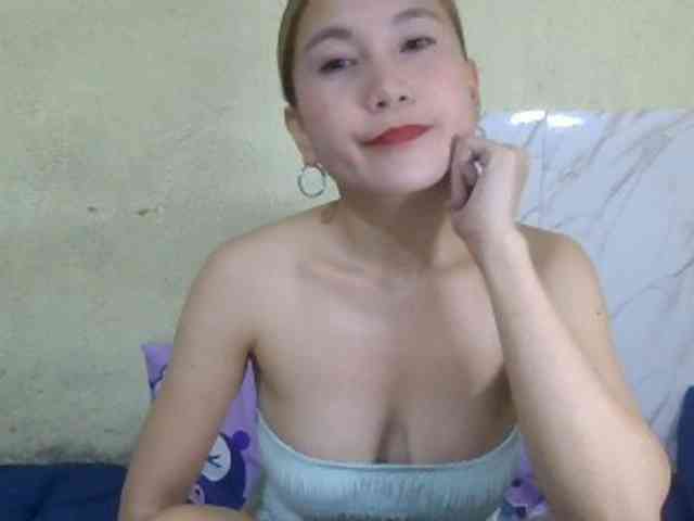 Stephanie215 webcam