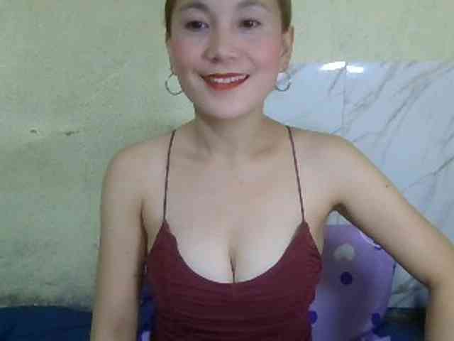 Stephanie215 webcam