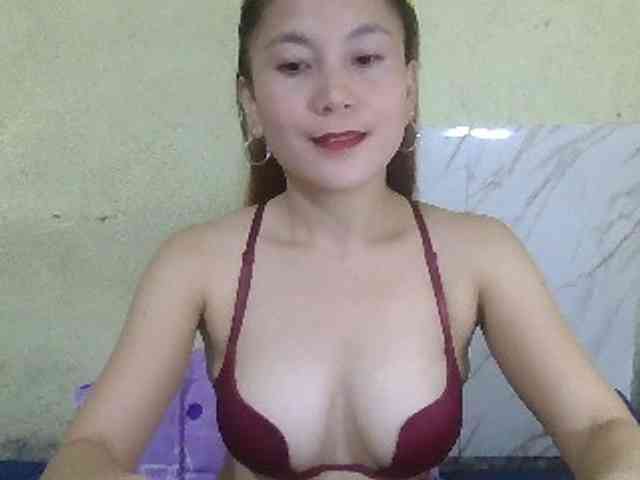 Stephanie215
