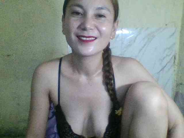 Stephanie215