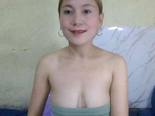 Stephanie215 webcam
