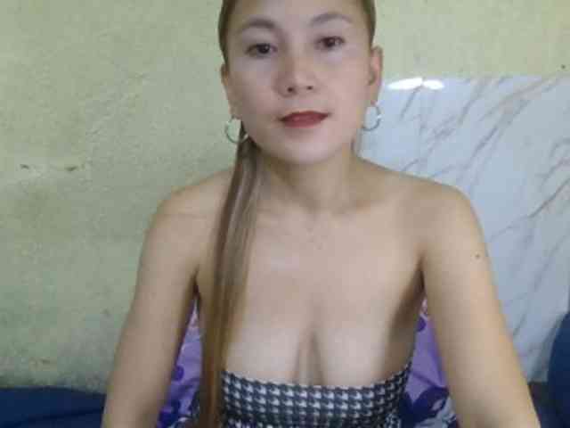 Stephanie215 webcam