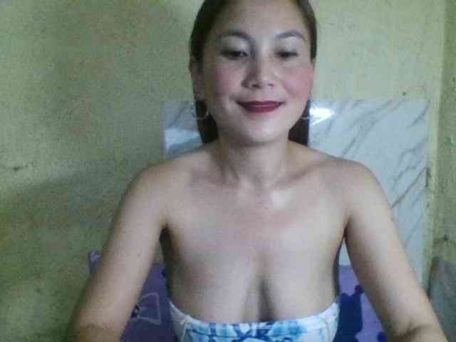 Stephanie215