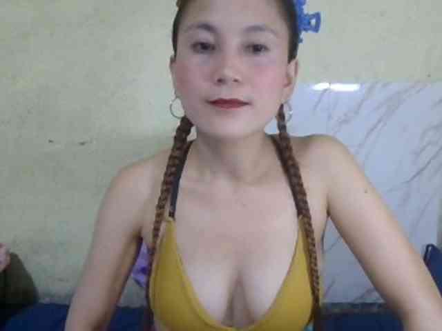 Stephanie215