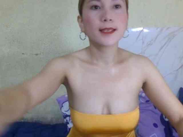 Stephanie215 webcam