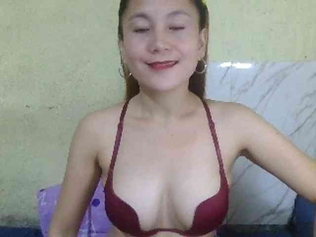 Stephanie215