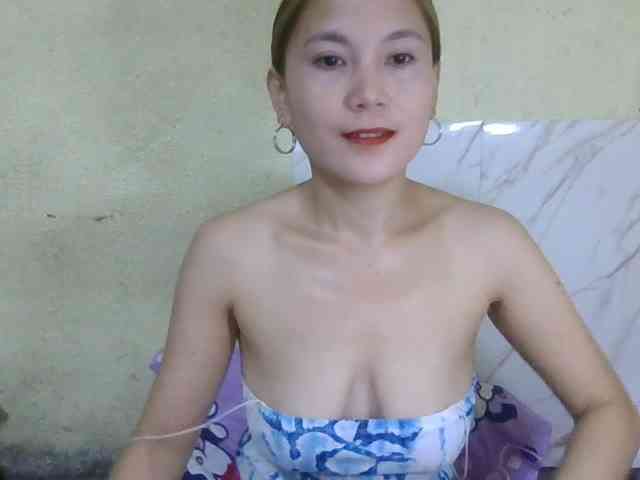 Stephanie215 webcam