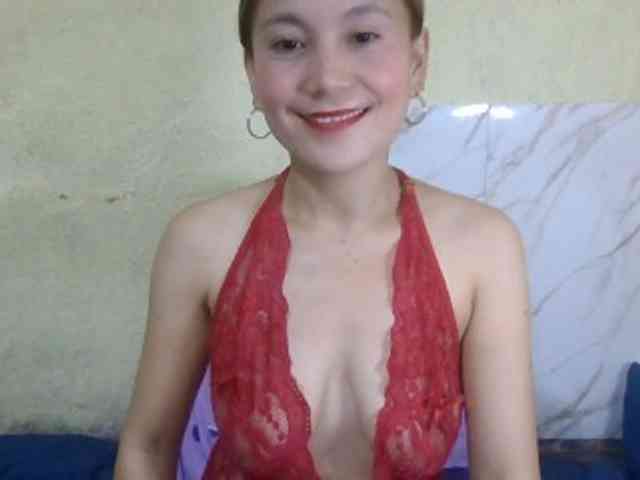 Stephanie215 Live Webcam on BongaCams
