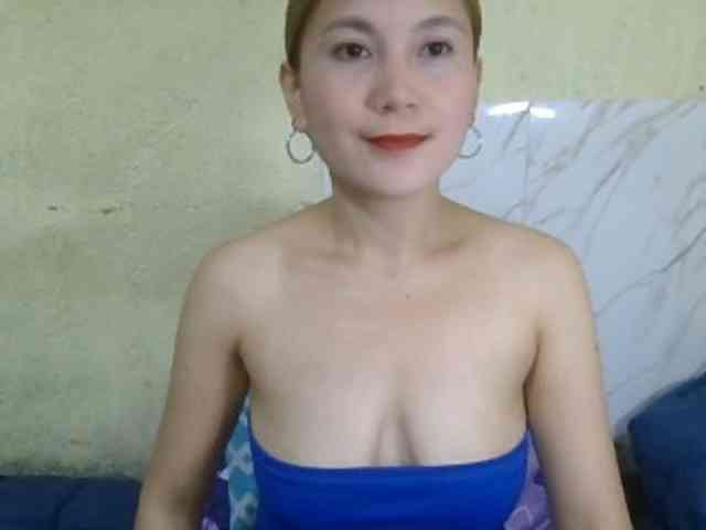 Stephanie215 webcam