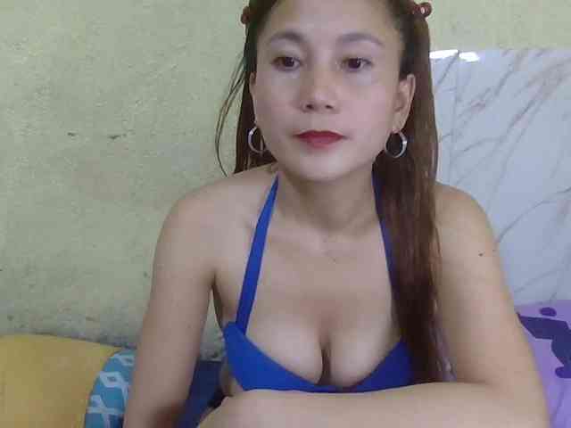 Stephanie215 webcam