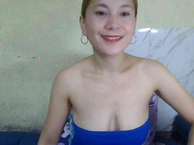 Stephanie215 webcam