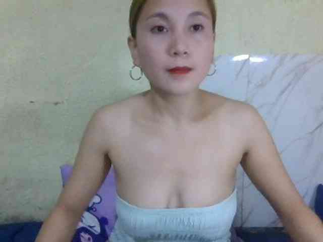 Stephanie215 webcam