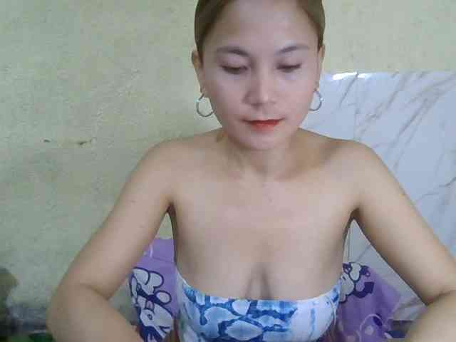 Stephanie215 webcam