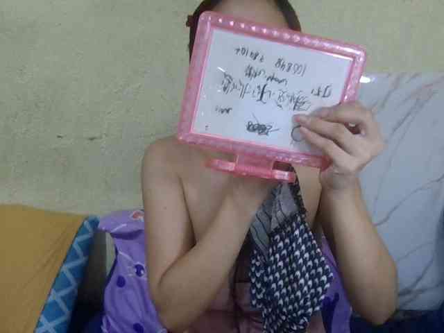 Stephanie215 webcam