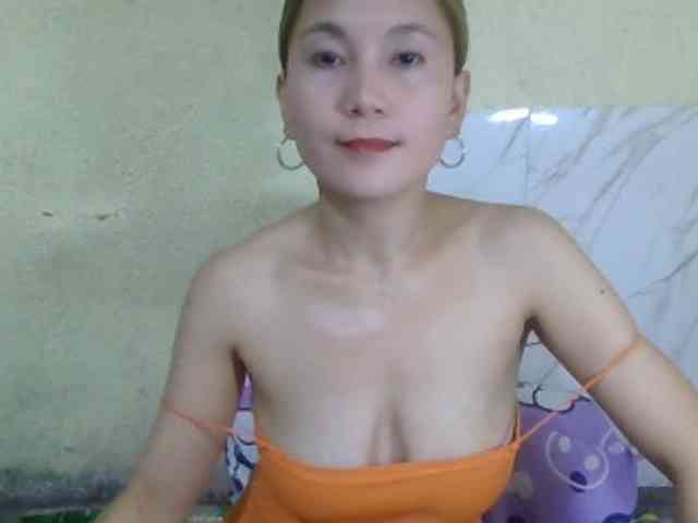 Stephanie215 webcam