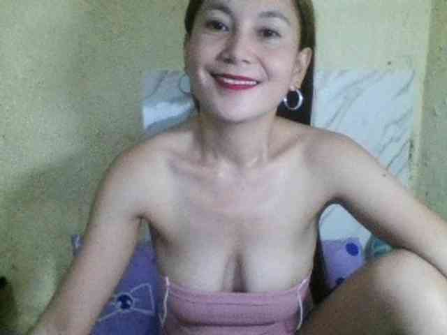 Stephanie215 webcam