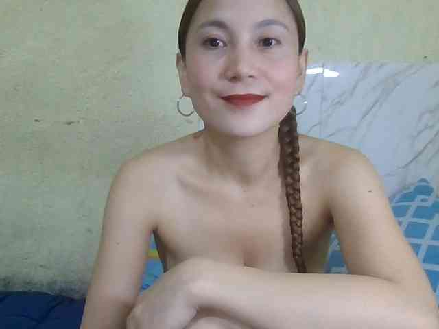 Model: Stephanie215