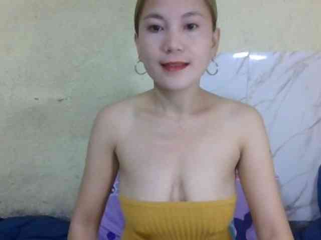 Stephanie215 webcam