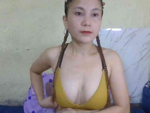 Stephanie215 webcam