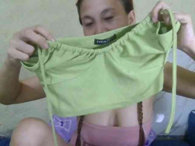 Stephanie215 webcam