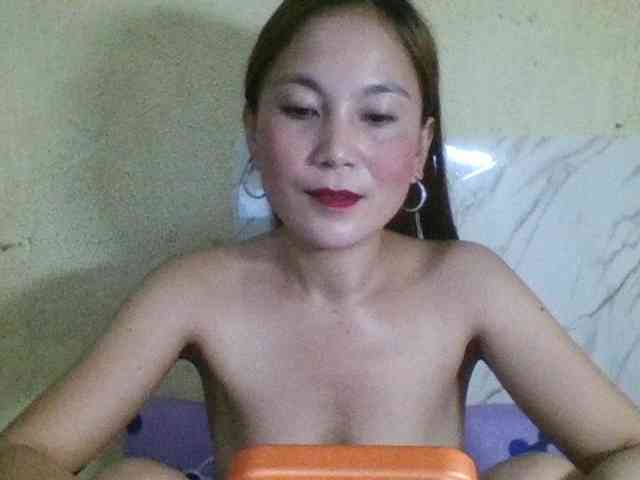 Stephanie215 Live Webcam on BongaCams