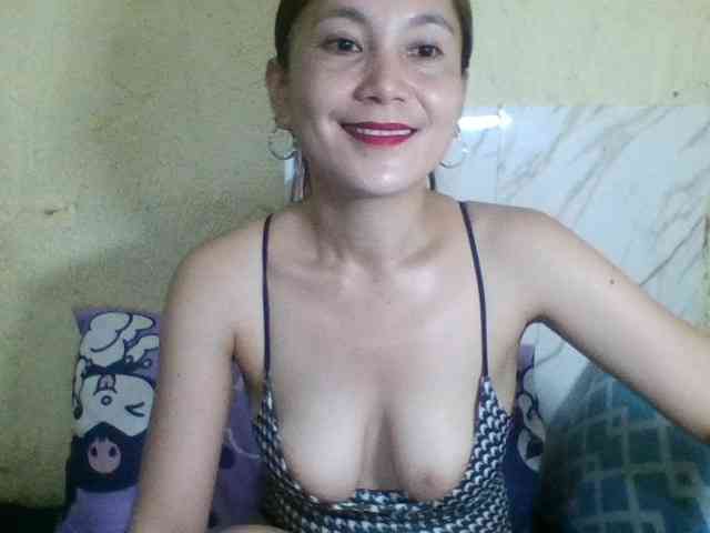 Stephanie215 webcam