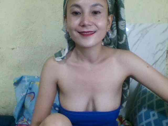 Stephanie215