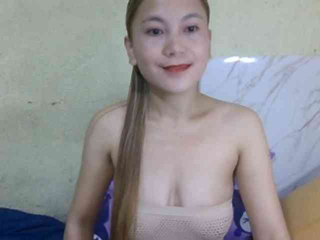 Stephanie215's cam show statistics and live stream