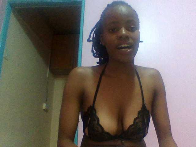 Cutiepury Live Cam and Statistics on UnifiedCams