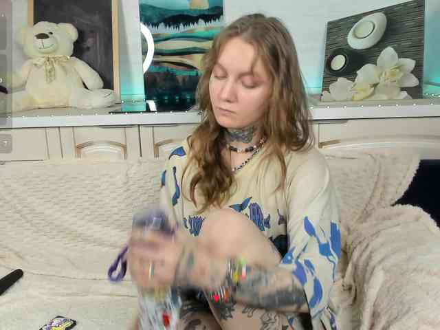 Модель: rosieroberts