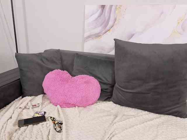 rosieroberts webcam