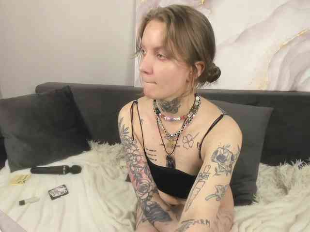 rosieroberts webcam